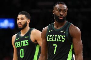 绿军VS开拓者伤病报告：布朗&艾顿缺阵 塔图姆&霍勒迪出战成疑