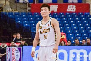 24-25CBA常规赛助攻榜：多米尼克-琼斯10.4助第一 孙铭徽本土称王