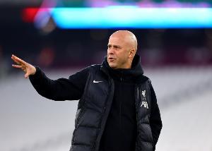 光绪22年😅利物浦单赛季轰热刺15球 上次下手这么重还是1896年