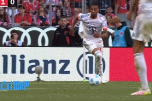 这球算你进的😂奥利塞射门造凯恩进球，穆勒手指凯恩摸了摸头