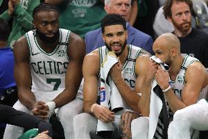 Shams：绿军重点关注朱哥&波津等市场 若有布朗&怀特报价也会权衡