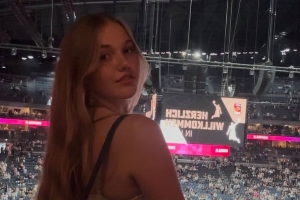 兄真喜！❤司机与侄女拍手势舞获赞超百万爆红 后者身份神秘