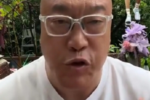 克莱算角色球员？马健：当然不是 在勇士体系中他和库里一样重要