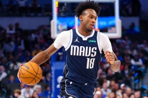 为腾出空间签埃克萨姆！Shams：独行侠使用延伸条款裁掉普罗斯珀