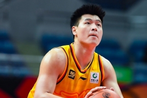 江苏更新国内球员注册信息：新增马国栋 为其进行了预注册