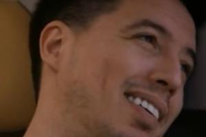 儿子：马赛就不能签亚马尔吗？纳斯里：傻孩子，哪来的钱啊😂