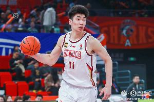 完成首秀！余嘉豪出战20分16秒 5中3&罚球4中1拿下7分8篮板