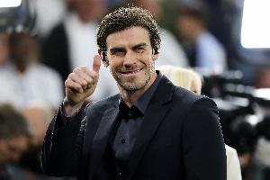 太阳报：贝尔退役两年后重返绿茵场，本周末前往韩国参加慈善赛