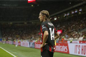 踢满全场并打进制胜球！莫德里奇：希望现在没人再提我的年龄了