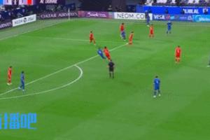 新月首球！特奥凌空斩皮球弹地破门打入新月首球，新月2-1反超