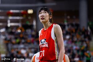 女篮锦标赛第二阶段第四日综述：四川五人得分上双 赢下开门红