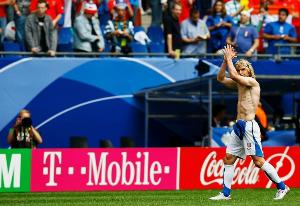 出线关键战负法罗群岛！捷克总经理内德维德：向球迷致歉，很失望