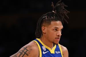 教练把我忘了？勇士56号秀理查德敢打敢拼10中5砍12分3板2助