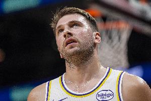 轻松拿下？ESPN预测湖人vs黄蜂胜率：湖人63.6%