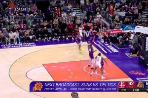 本赛季还有希望吗？杜兰特踩到小史密斯90度扭脚，太触目惊心了