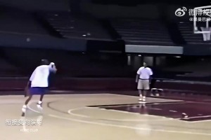 16年总决G6后的詹姆斯：勇士已经顶不住了，身体和精神上都是