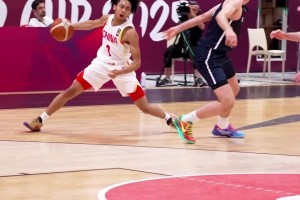 混血球员朱正和7尺中锋郇斯楠会是中国男篮未来的答案吗🤔🤔