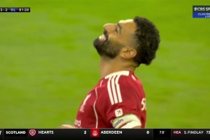 法老射失点球！远藤航造点萨拉赫主罚直接打飞了！