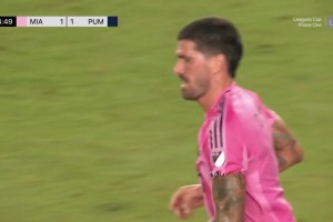 迈阿密生涯处子球！德保罗停球打门得手扳平！苏亚雷斯传中助攻！