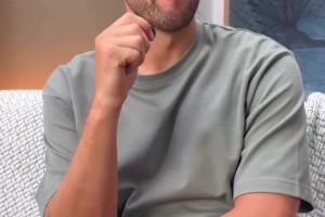 老热刺帮！凯恩会选择哪些足球运动员一起组队打高尔夫比赛？